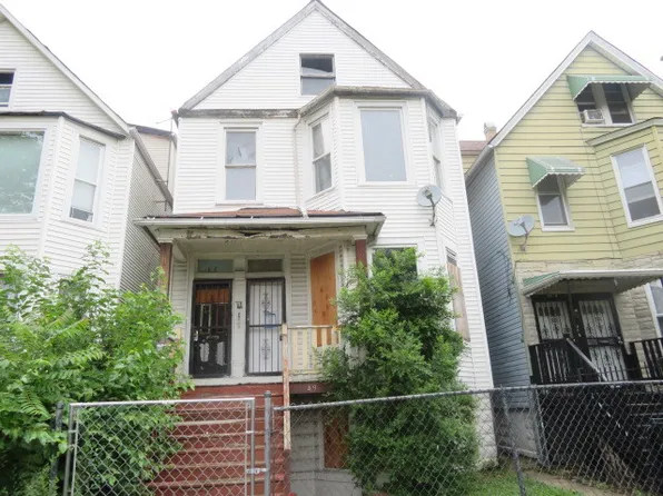 4928 W Erie St, Chicago, IL 60644