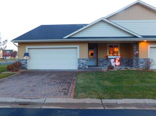 429 Aqua Cir, Lino Lakes, MN 55014