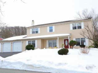 4092 Forrest Rd, Mount Joy, PA 17552