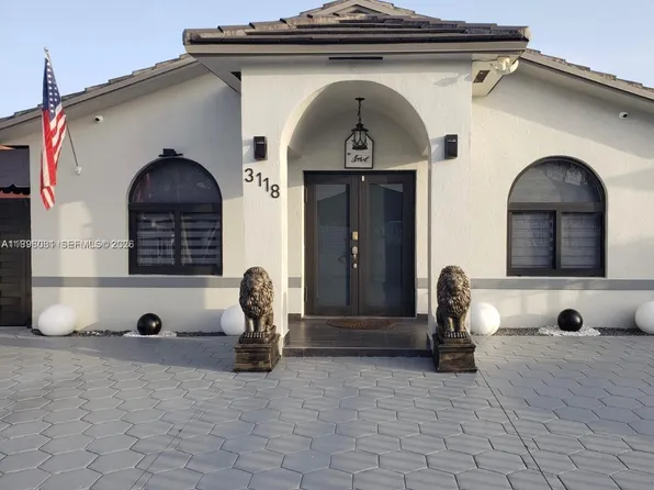 3118 W 71st Pl, Hialeah, FL 33018