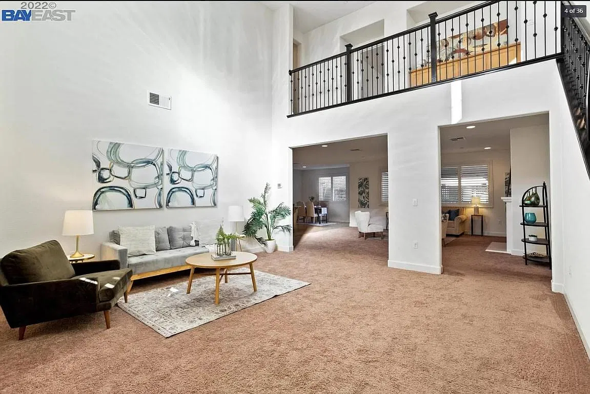 2314 Stephen Robert Ln — Photo 3