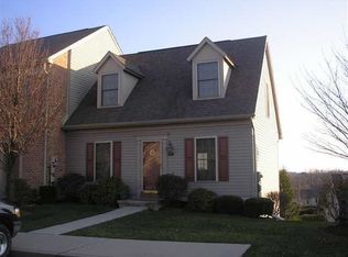 113 Hunters Ridge Dr, Harrisburg, PA 17110