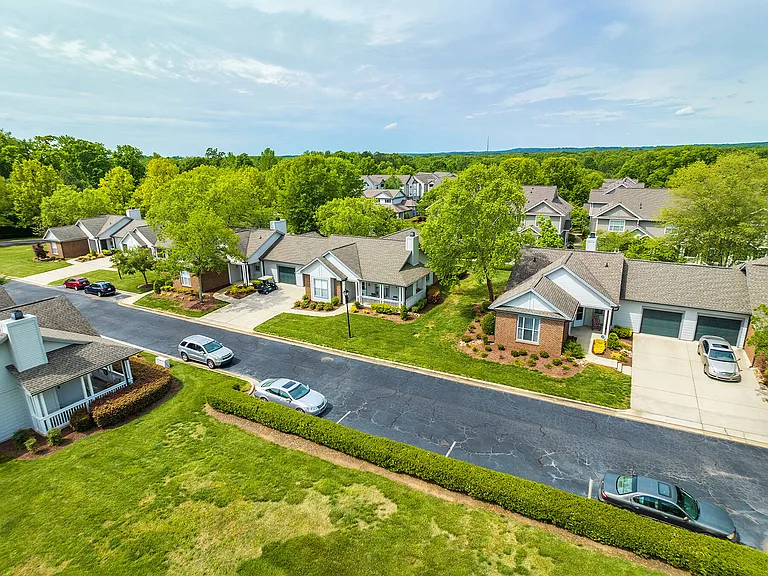 J501 Estates — Photo 34
