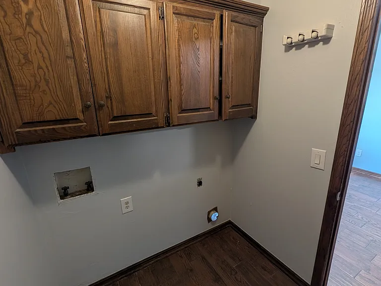10133 Bromley Ct — Photo 19