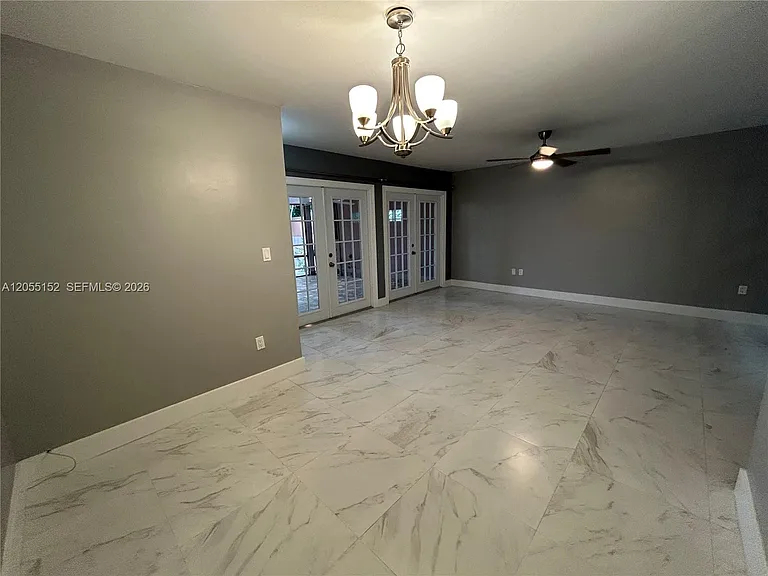 14110 Kendale Lakes Cir — Photo 38