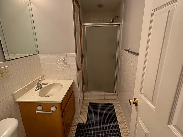 1616 Edgecombe Ave — Photo 8