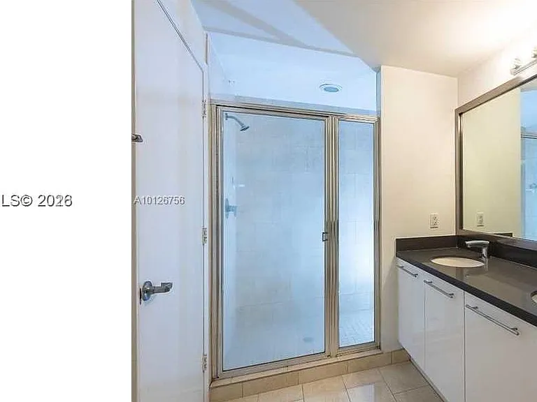 90 SW 3rd St #2609 — Photo 8