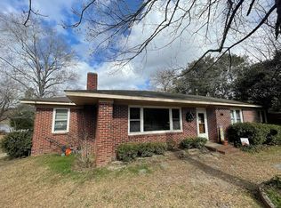 849 Prosperity Dr, Swainsboro, GA 30401