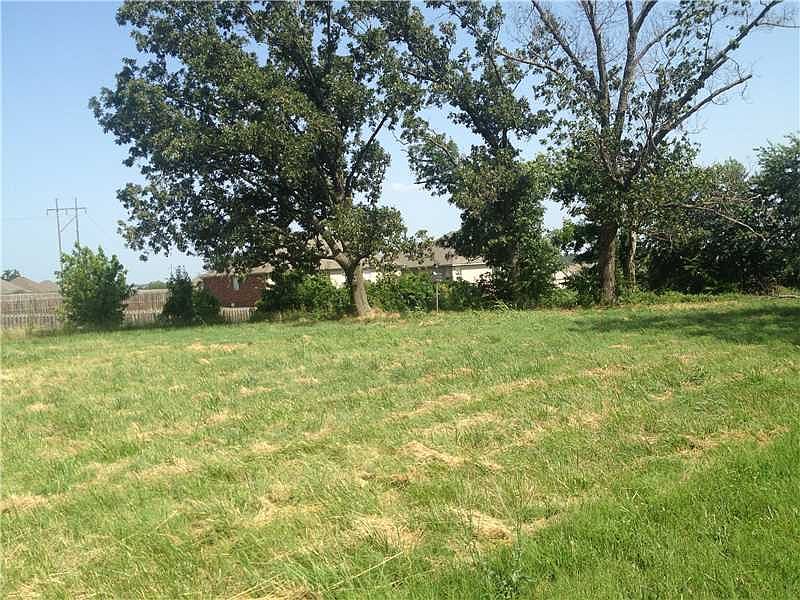 1st image of 1032 Tarah Knolls Cir
