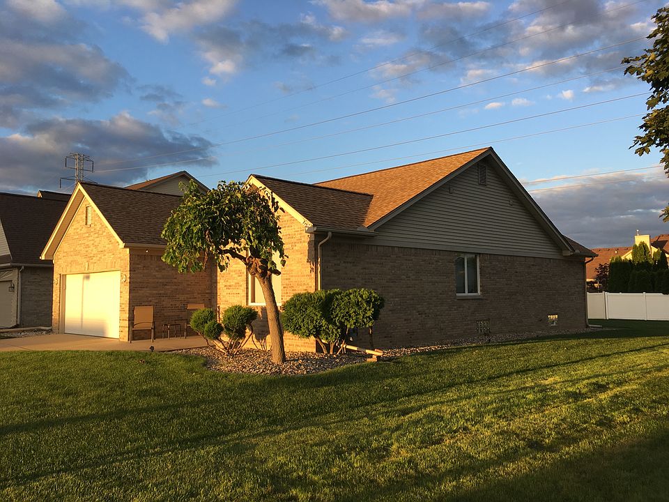 1st image of 23281 Westwood Dr #19