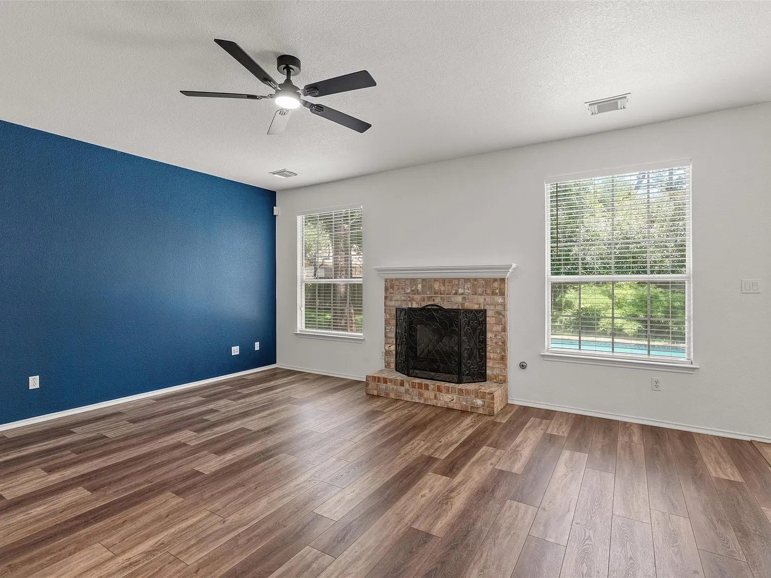 4 bed, 3.0 bath, 3126 sqft, $2,950 — Photo 4