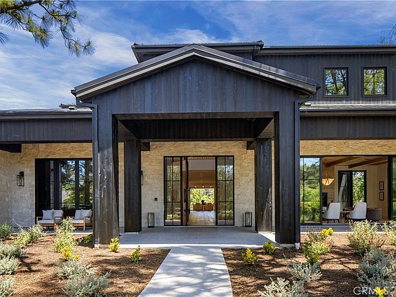 3rd image of 24341 Rolling View Rd