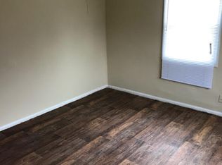 1406 1/2 E Michigan Ave, Urbana, IL 61801