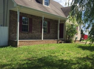 402 Pacific Ave, Oak Grove, KY 42262