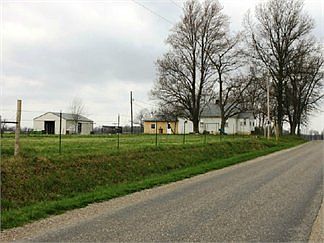 3rd image of 244 County Road 2000 N