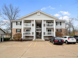 621 S Kirkwood Rd APT 200, Saint Louis, MO 63122