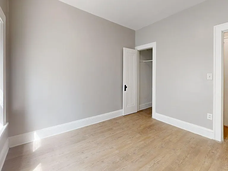 2684 Mayfield Rd — Photo 17