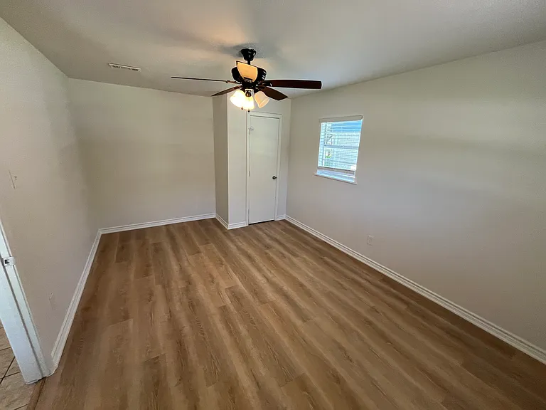 1027 Caladium Dr — Photo 21