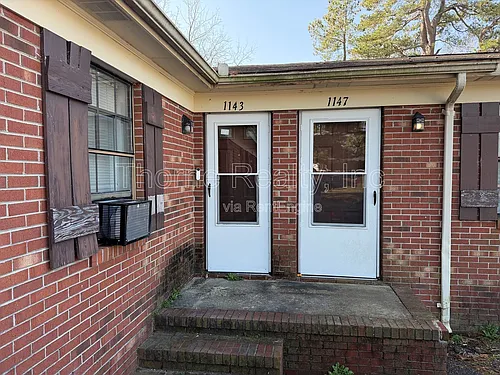 1143 Williford St Photo 1