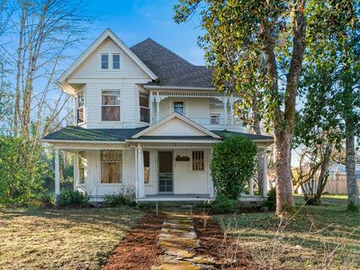 553 S River Rd, Cottage Grove, OR, 97424