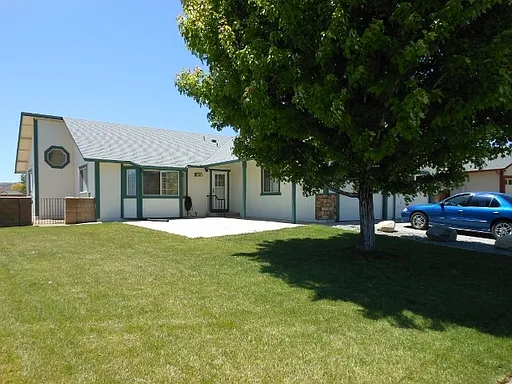 100 Carlene Dr photo 1