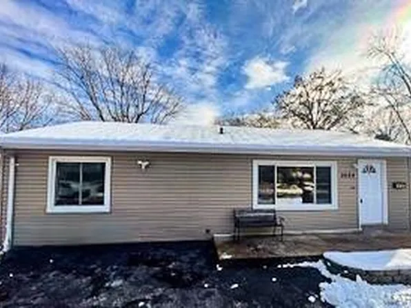 3524 Theresa Ave, Saint Ann, MO 63074