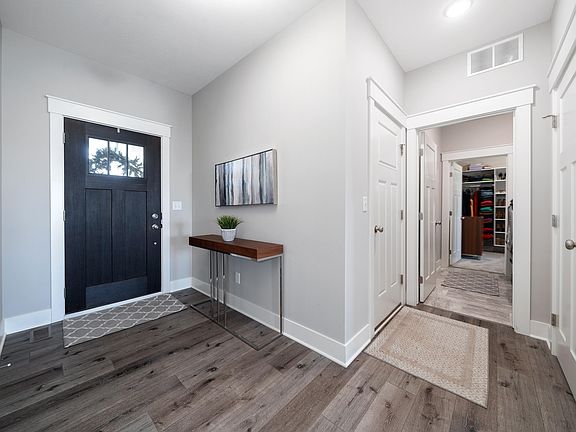 4th image of 5570 Nightfall Ct NE #61