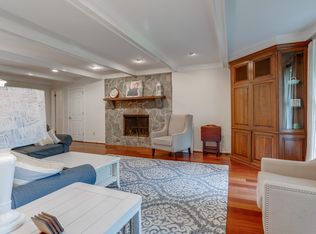 1029 Union Church Rd, Mc Lean, VA 22102