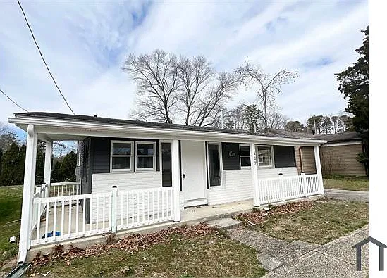 2 bed, 900 sqft, $2,200 — Photo 4
