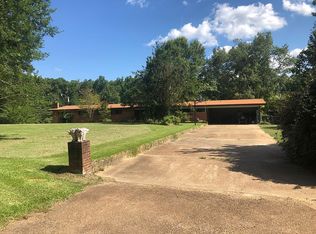 816 Ej Henry Rd, Grenada, MS 38901