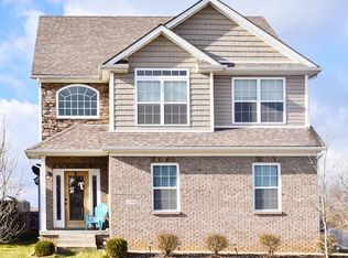 3746 NE Hardwood Rd, Lexington, KY 40509