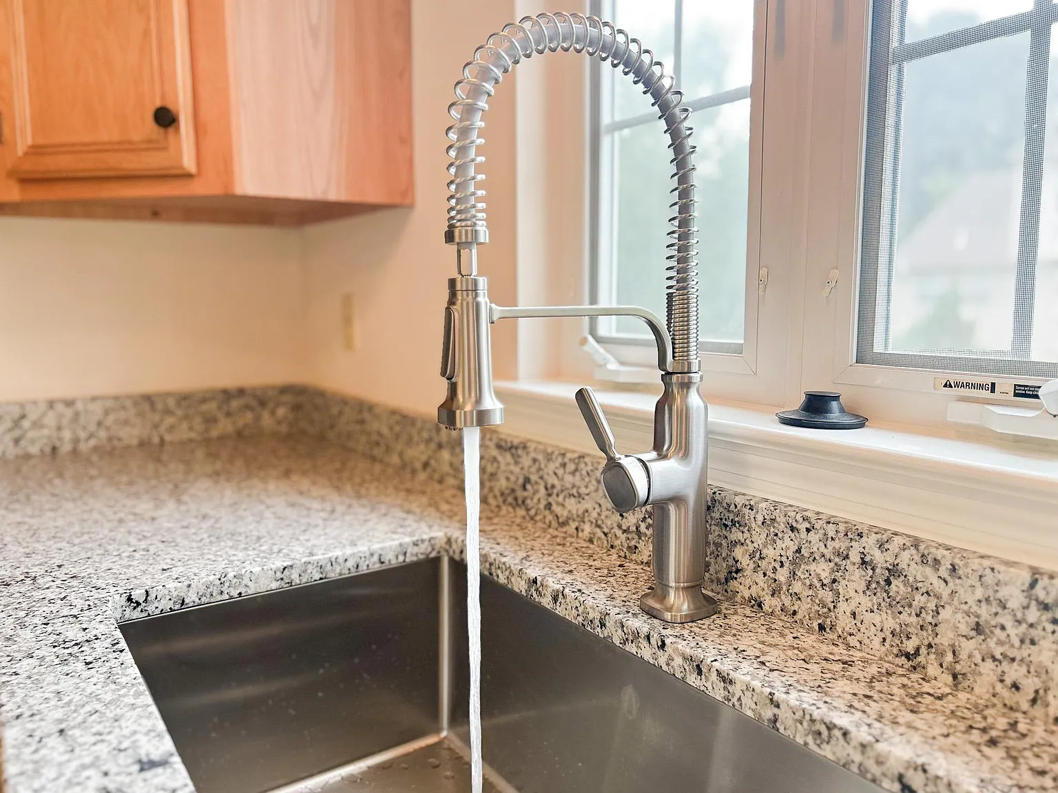 2 bed, 1099 sqft, $1,945 — Photo 4