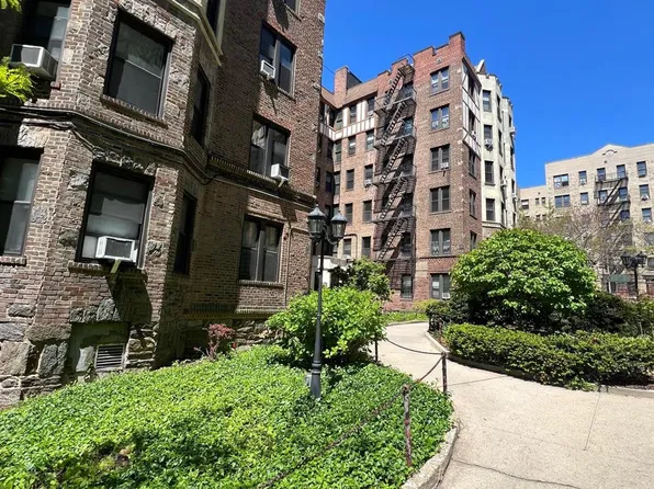 754 Bardy Avenue #201, Bronx, NY 10462