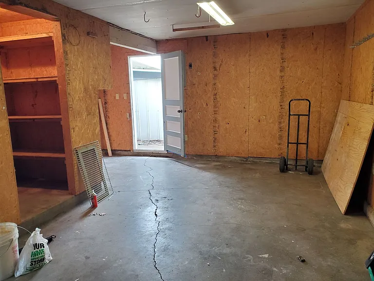 1711 SW Kent Pl — Photo 34