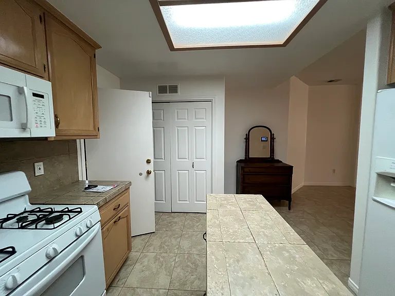 9708 Bossa Nova Ct — Photo 6