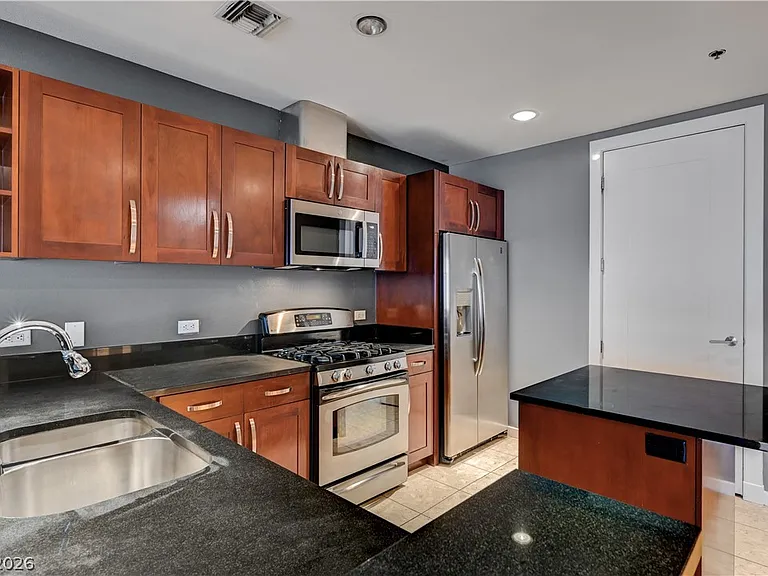 4575 Dean Martin Dr #1811 — Photo 14