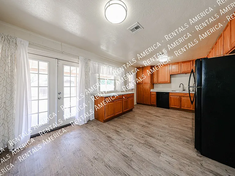 7901 E Kimsey Ln — Photo 9