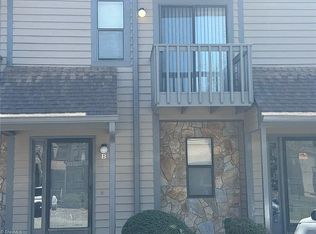 420 B Vista Cir, Winston Salem, NC 27106