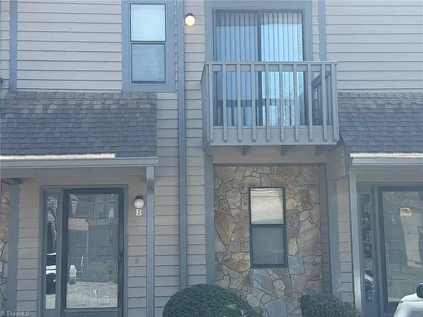 420 B Vista Cir, Winston Salem, NC 27106