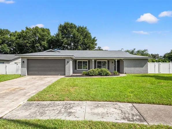 3842 Highgate Dr, Valrico, FL 33594