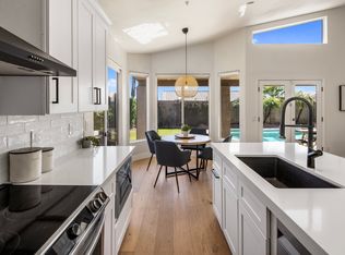 7311 E Sand Hills Rd, Scottsdale, AZ 85255