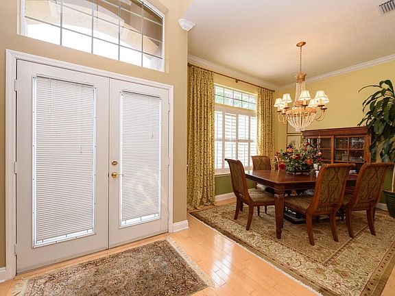 4th image of 2501 Winged Elm Dr E