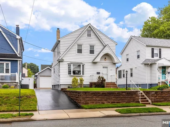 359 Innes Rd, Wood Ridge, NJ 07075