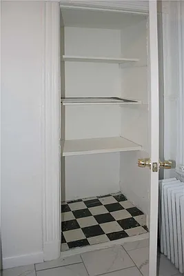 Rented by NMRE | media 6