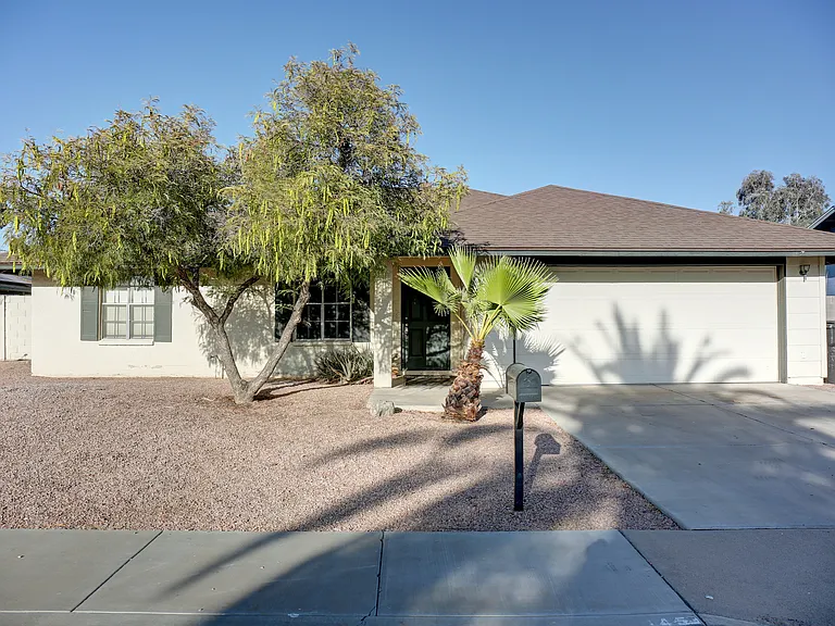 1453 S Cochise — Photo 6