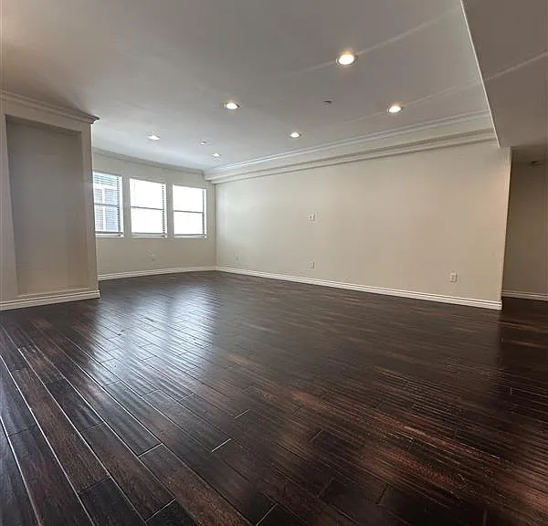 10921 Whipple St #303 — Photo 4