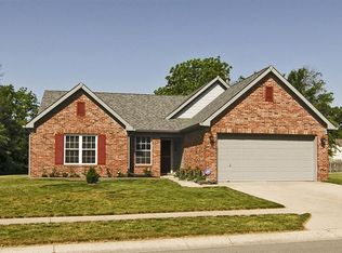 10925 Gate Cir, Fishers, IN 46038