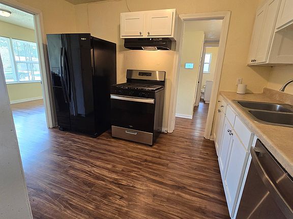 5th image of 5218 Kelso St
