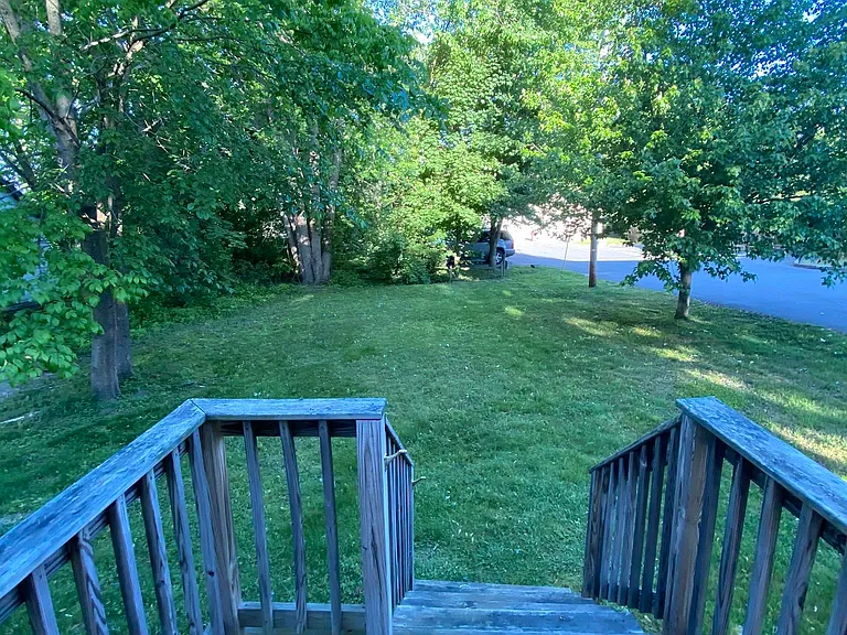 35 Winchester Ct — Photo 16