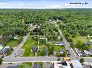 103 Main St, Minto, NB E4B3L6